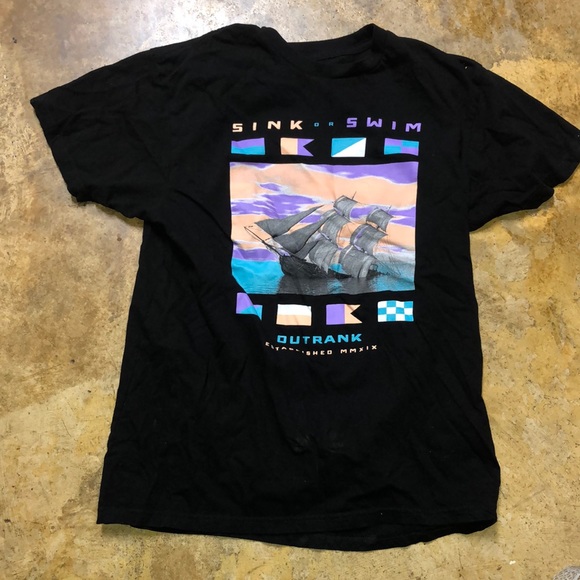 Outrank black T shirt - Picture 1 of 2